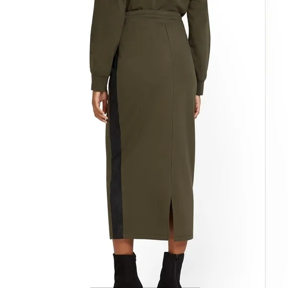 NY&C Faux-Leather Inset French Terry Green Pencil Skirt XL - New With Tags - Picture 3 of 4